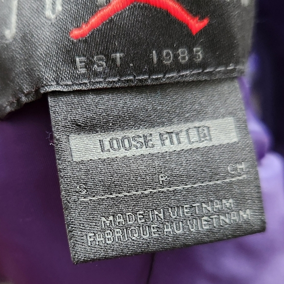 Jordan Women's Vest Jacket, Size Small, NWT, Purple loose fit - Picture 10 of 16